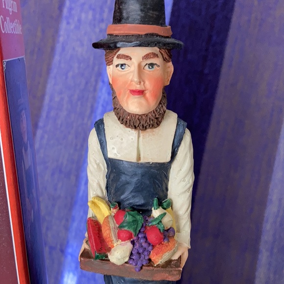Vintage Pilgrim Collectible Windsor Collection TG figurine - Picture 3 of 6
